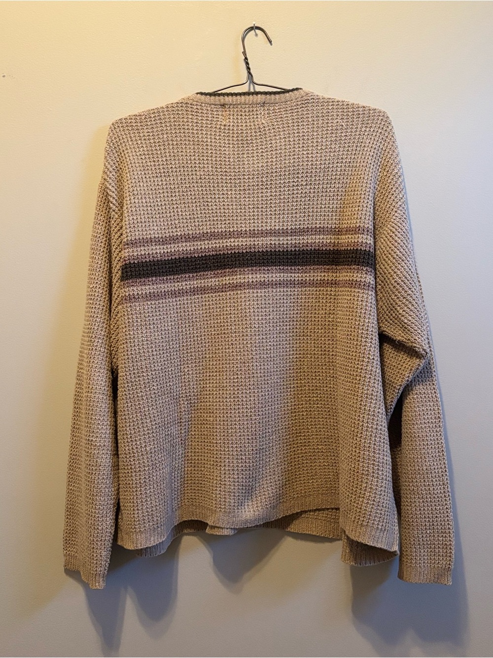 VTG 90s American Eagle Outfitters Beige V-Neck Sweater with Brown Chest Stripe - Picture 3 of 3